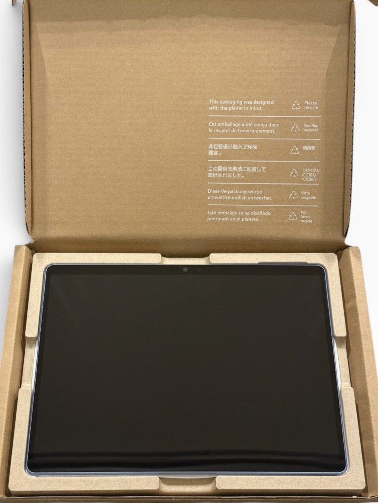 マイクロソフト Surface Pro（第 11 世代） 13 インチ Snapdragon X Plus 16GB 512GB サファイア ZHY-00040