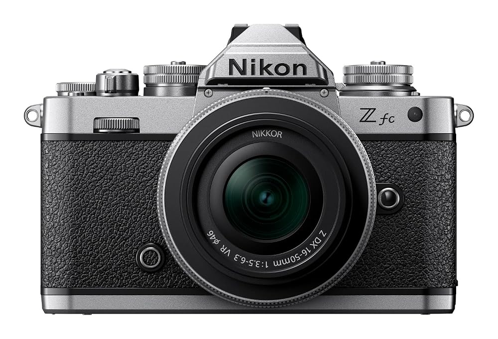 ニコン Nikon ミラーレス一眼カメラ Z fc 16-50 VR レンズキット シルバー APS-C 約2000万画素 ZfcLK16-50SL